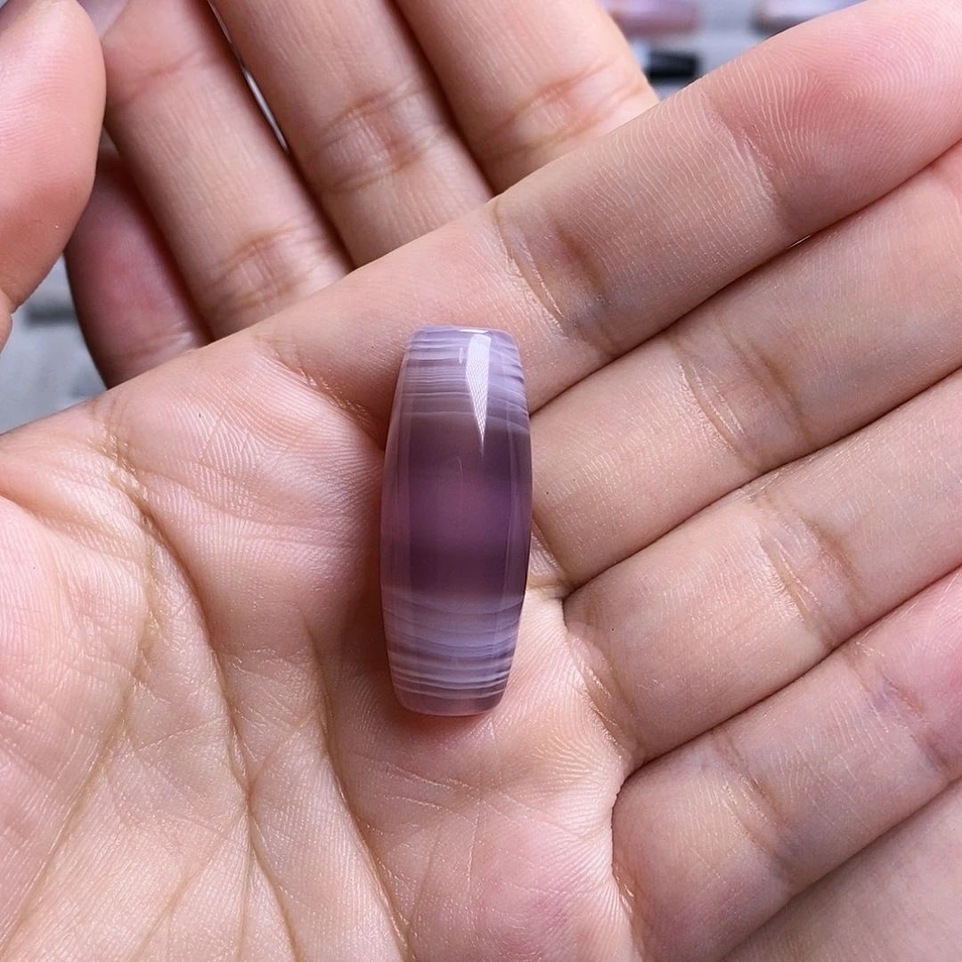 玛瑙/玉髓颈饰未镶嵌贝*