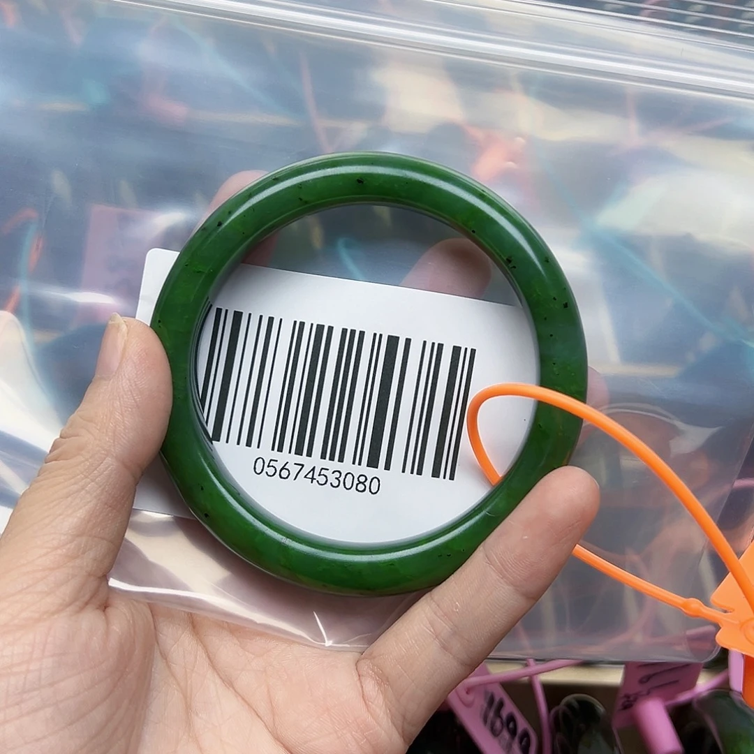 未镶嵌手镯和田玉62