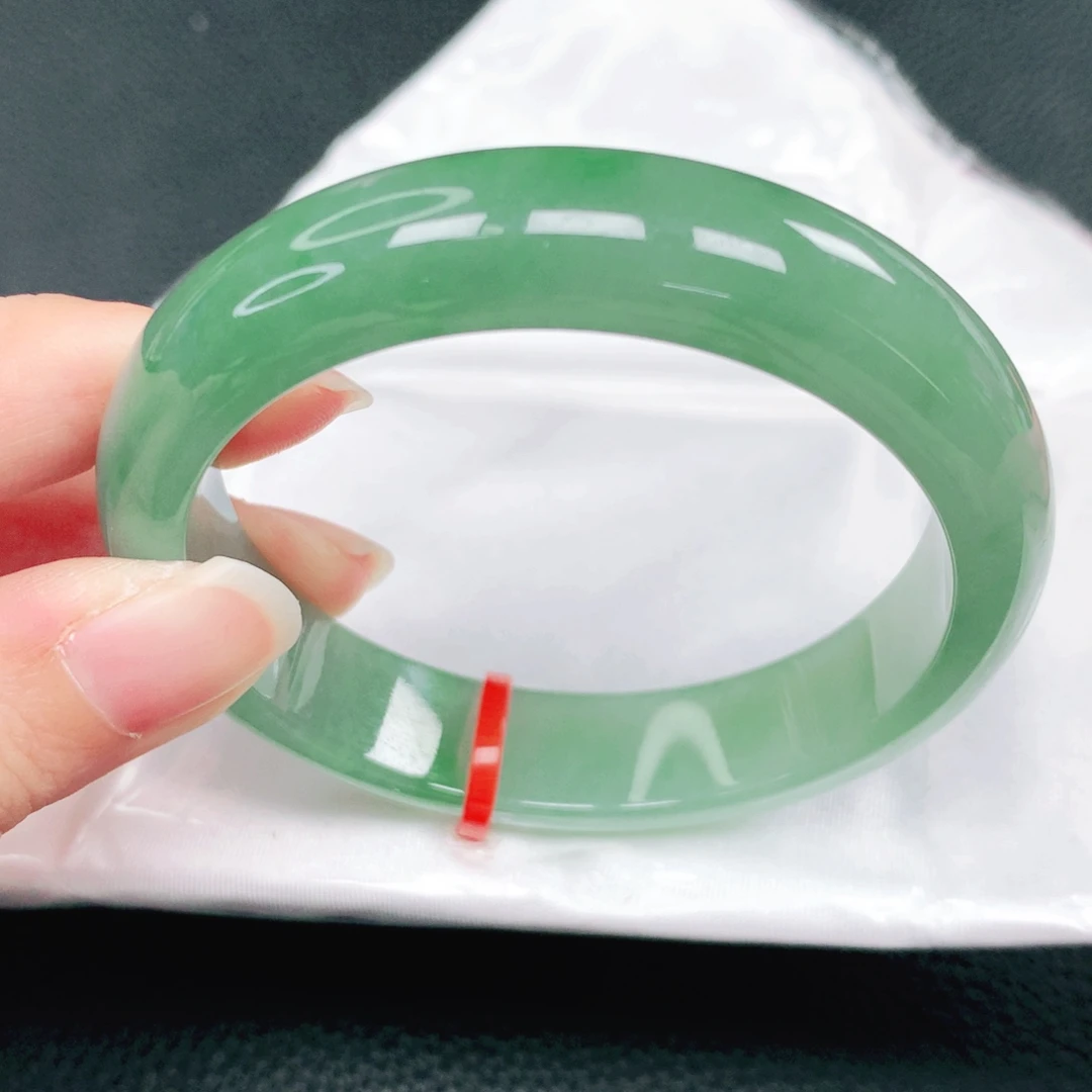 翡翠未镶嵌手镯55圈