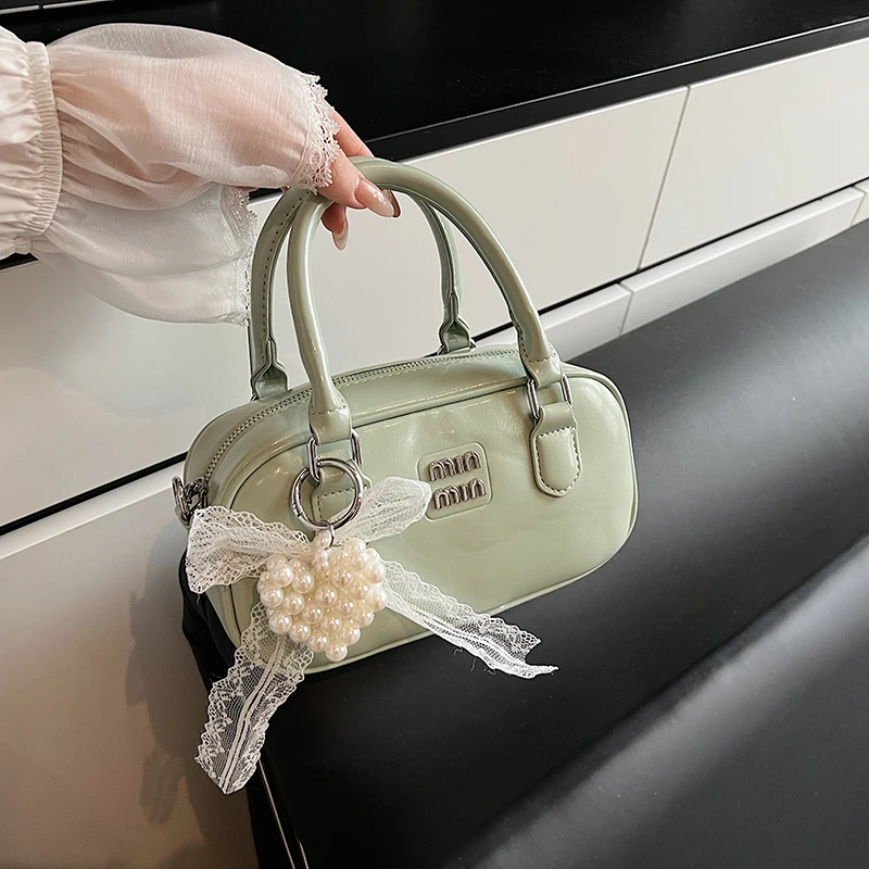 2025新款法式小众腋下小方包简约时尚法棍包高级感复古单肩斜跨包