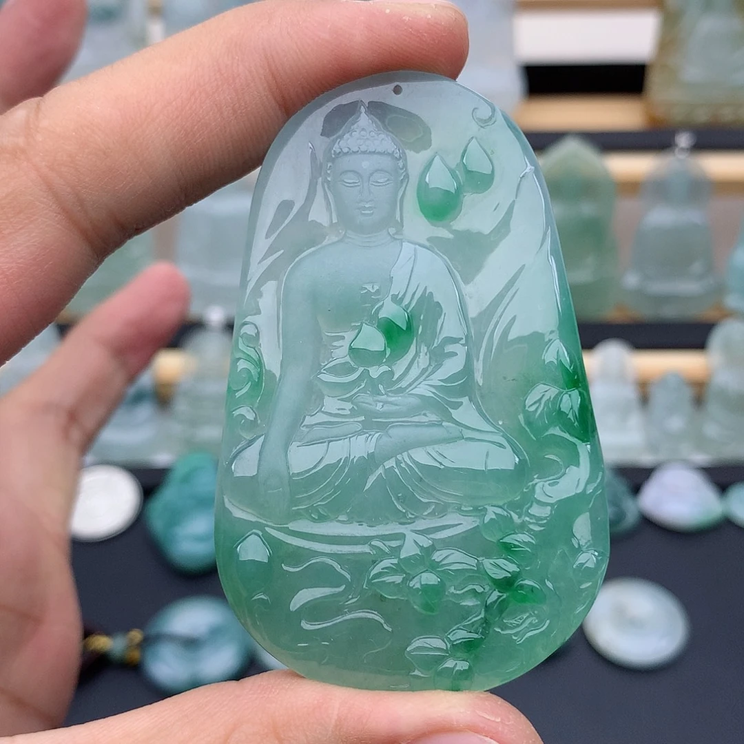 用***2翡翠未镶嵌颈饰阿弥陀佛