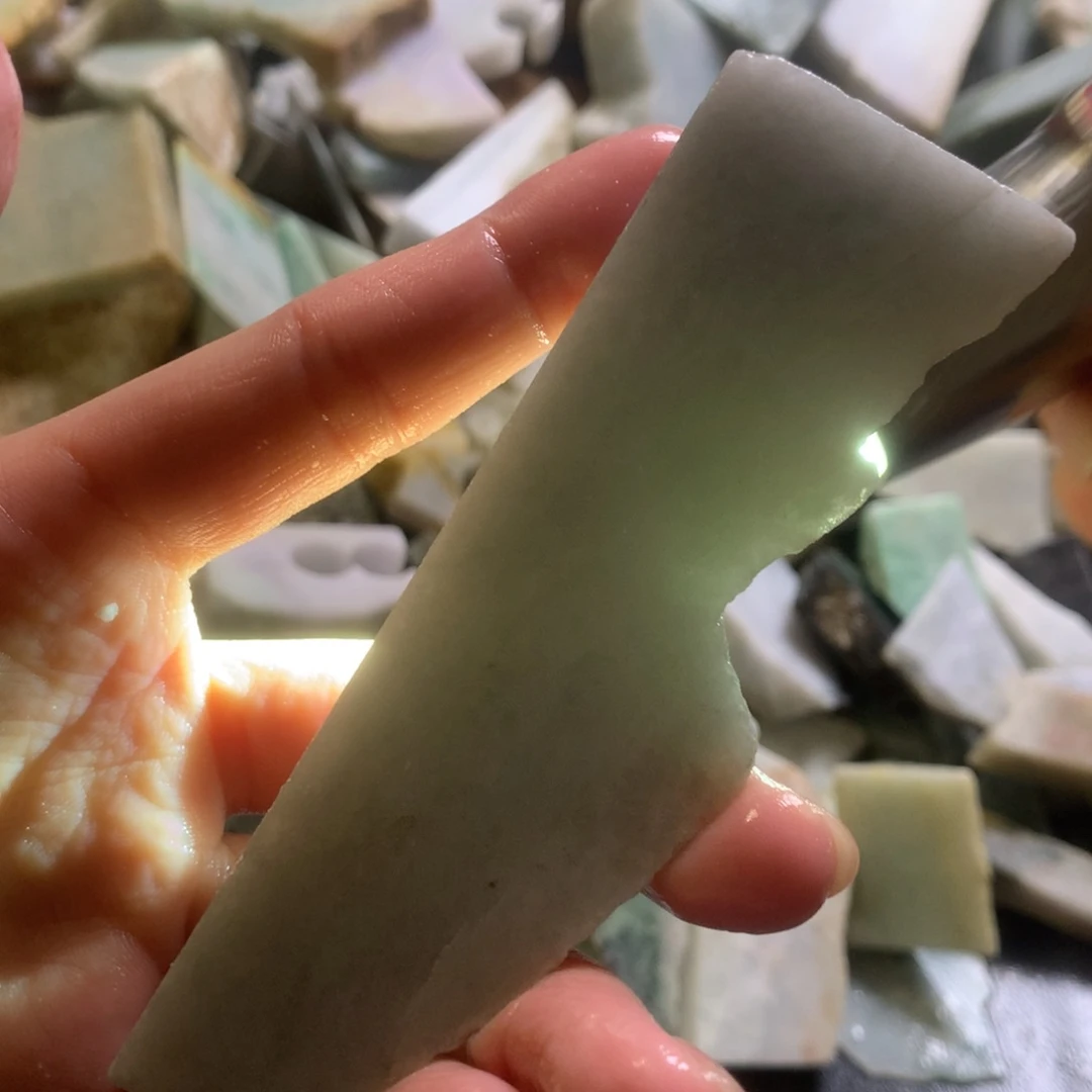 翡翠颈饰未镶嵌缅甸翡翠