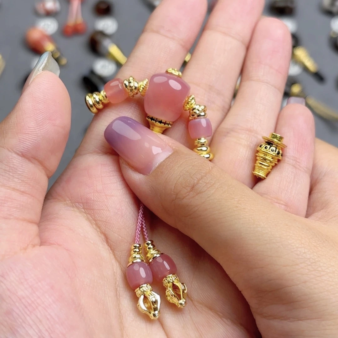 忽***品玛瑙/玉髓文玩配饰未镶嵌三通➕四个配珠