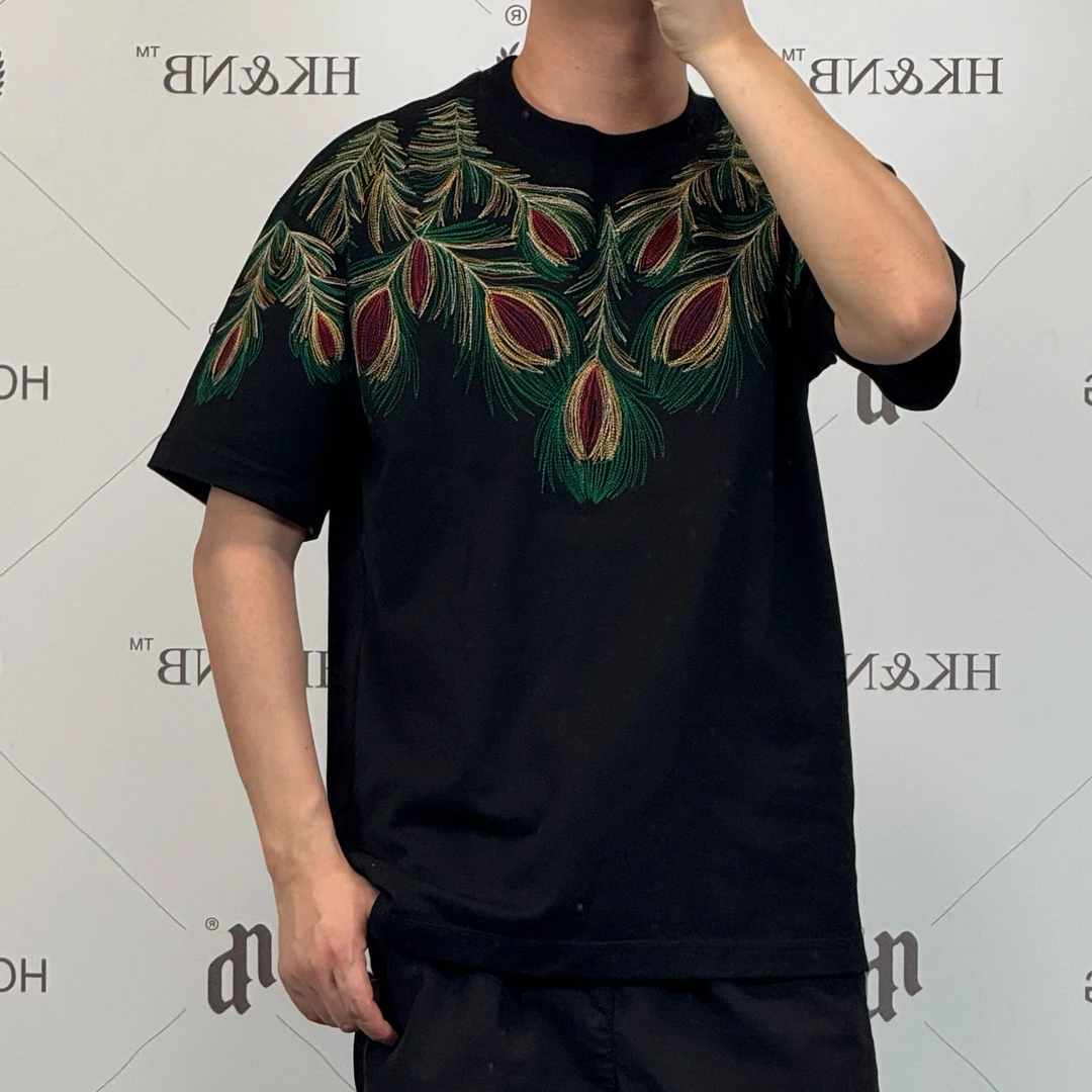 HK&NB x 艺术家 夏百搭休闲情侣休闲圆领轻奢国潮羽毛刺绣短袖T恤