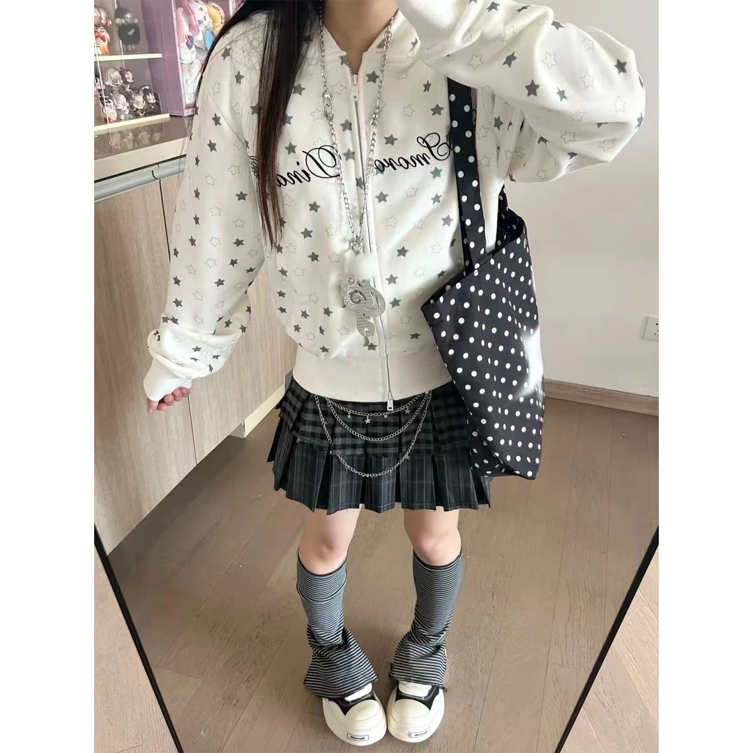 秋冬新款洋气刺绣翅膀logo星星图案拉链帽衫连帽短款卫衣女国潮