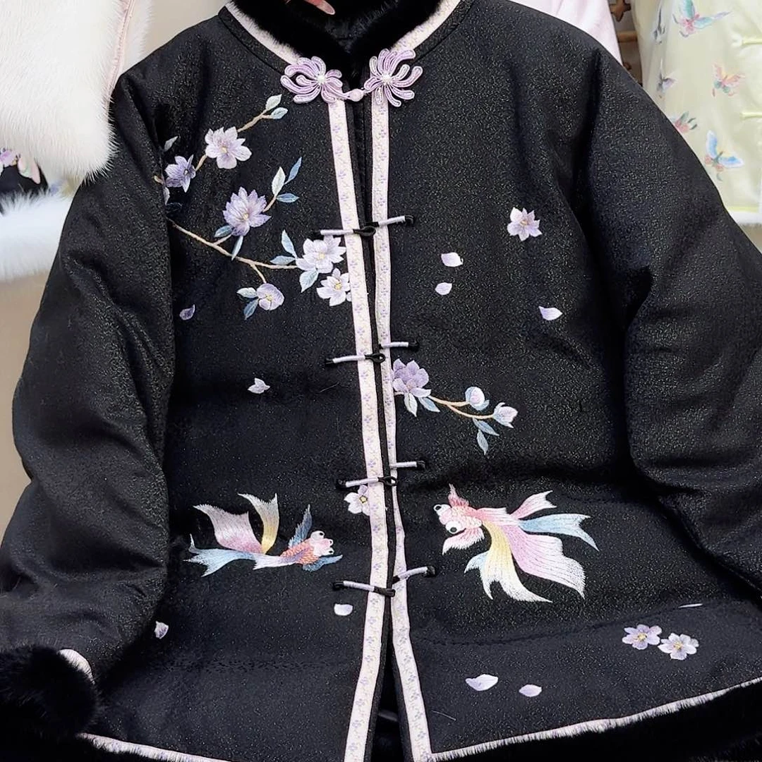 织绣真丝黑色对襟羽绒服