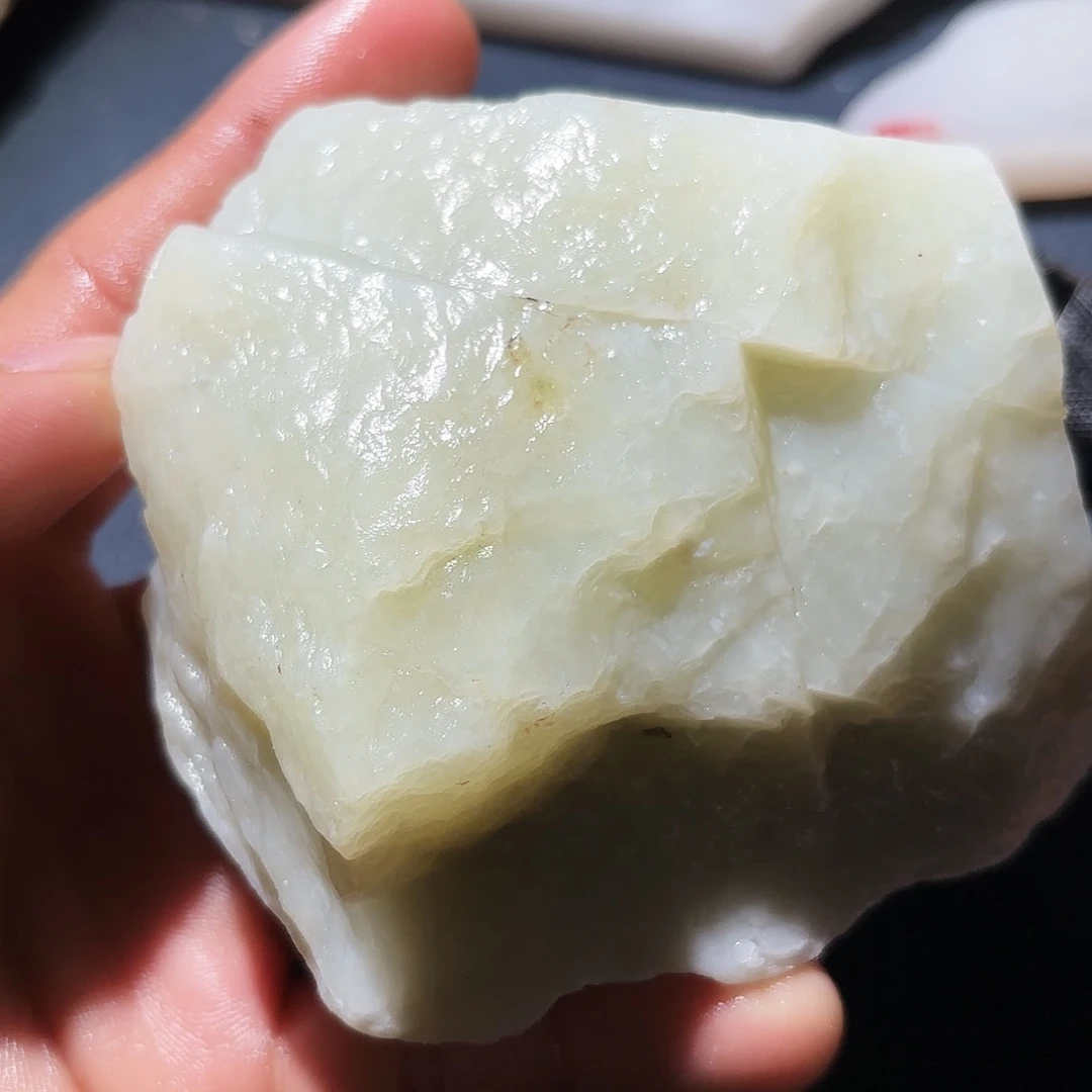 和田玉未镶嵌珠宝奇石