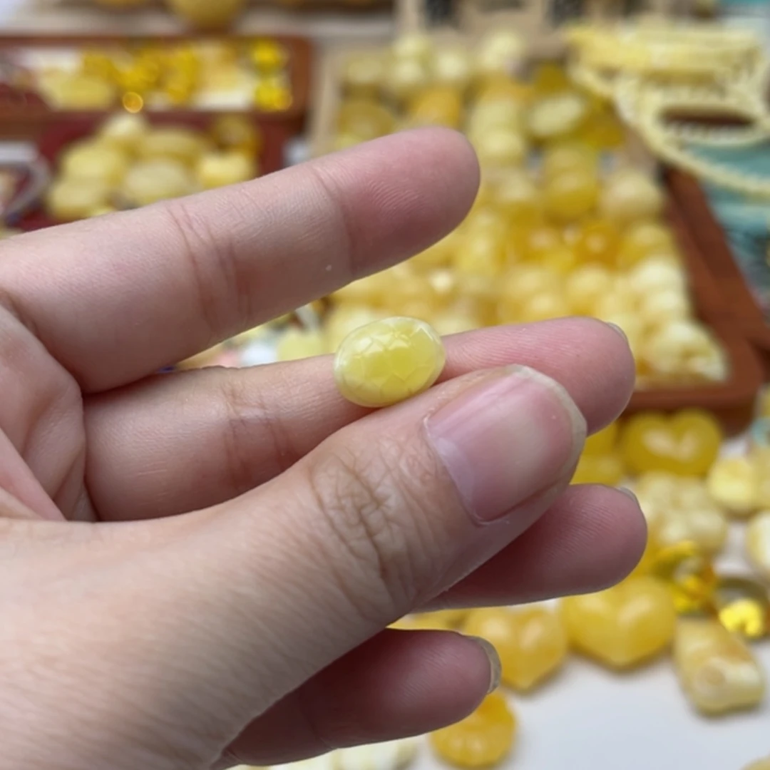【闪购商品】未镶嵌蜜蜡裸石配饰
