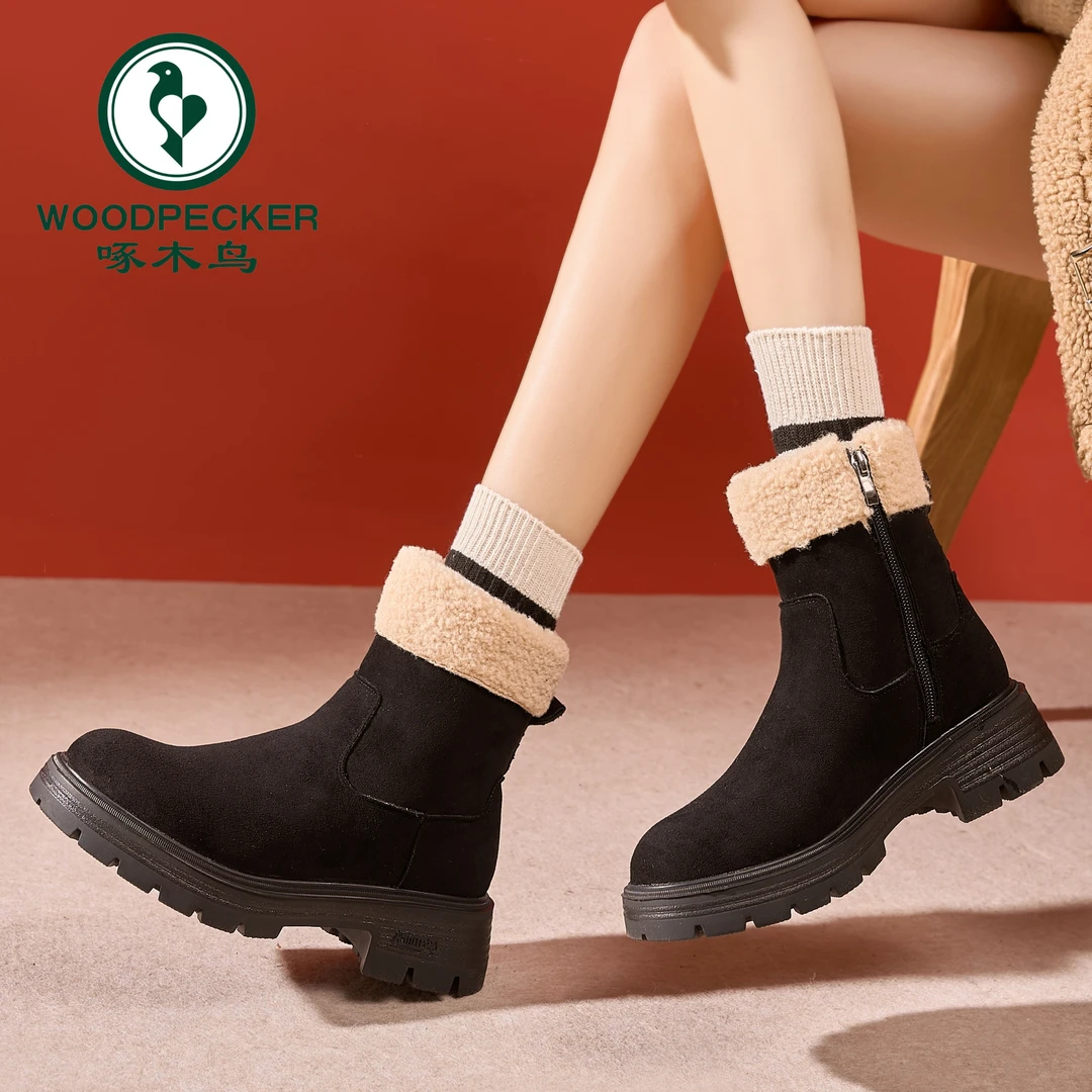 啄木鸟冬季新款女式短靴加绒保暖厚底防滑马丁靴时尚百搭女棉靴