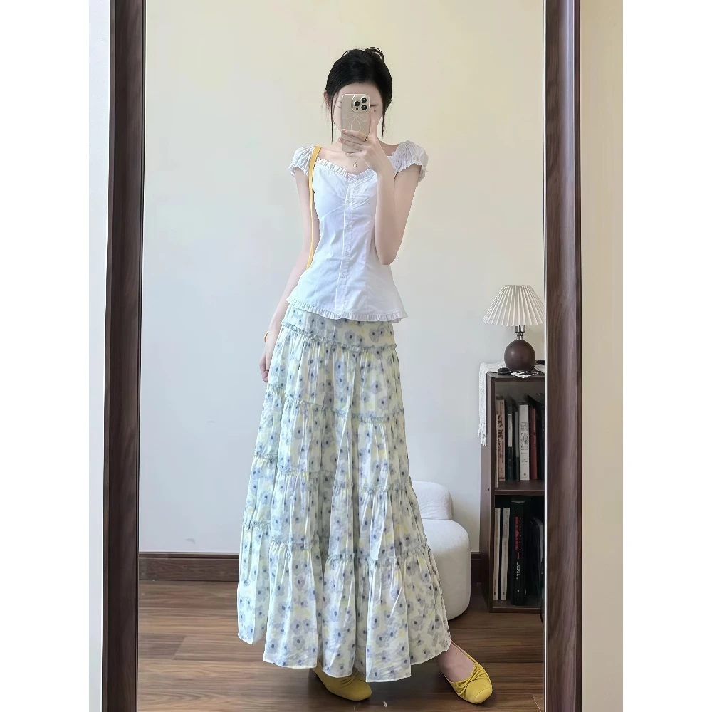 夏日绝美穿搭一整套气质轻奢独特漂亮白色衬衫上衣碎花半身裙套装