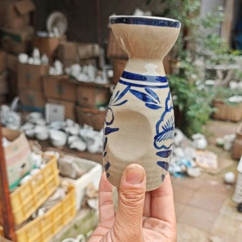 库存微瑕温酒壶一个