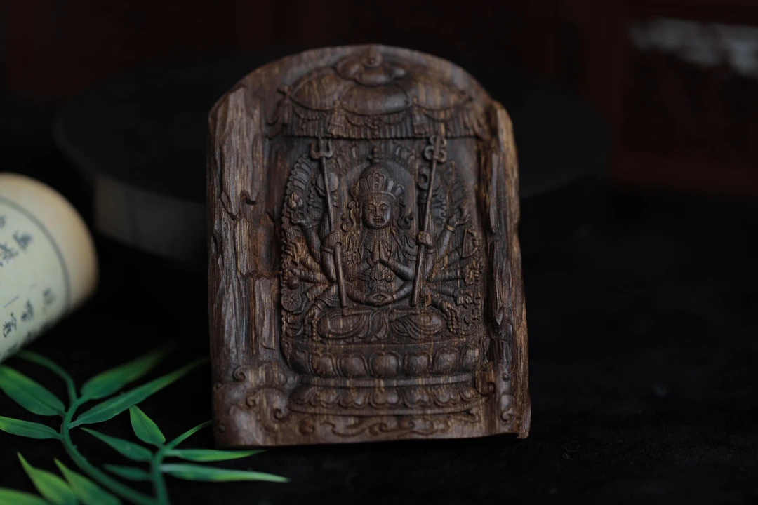 沉香【一佳】天然野沉香 加里曼丹雕刻件 摆件 观音吊坠 54.5克老料