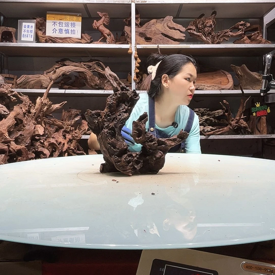 重***间镂空紫柚沉木不包损5245