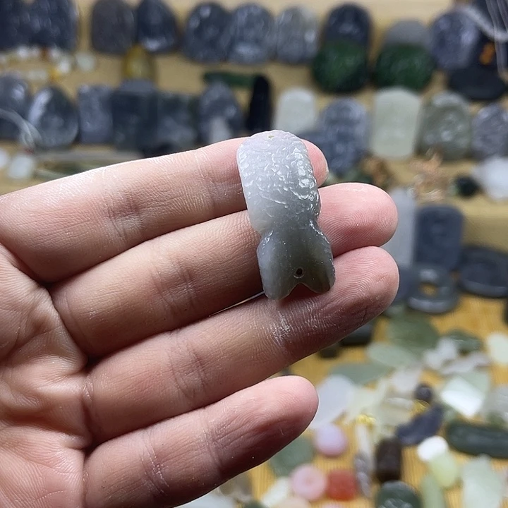 和田玉颈饰未镶嵌相*