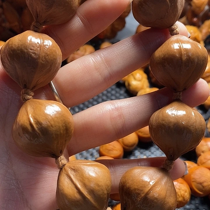 吊坠橄榄核小*大四花