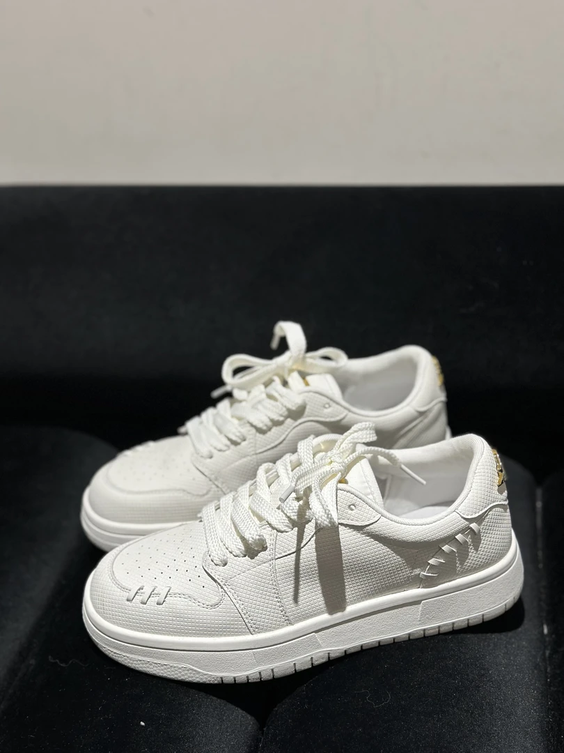 增高时尚休闲厚底小白鞋百搭潮流