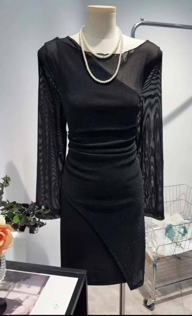 大码朦胧唯美感网纱拼接长袖连衣裙女新款别致收腰包臀裙10202