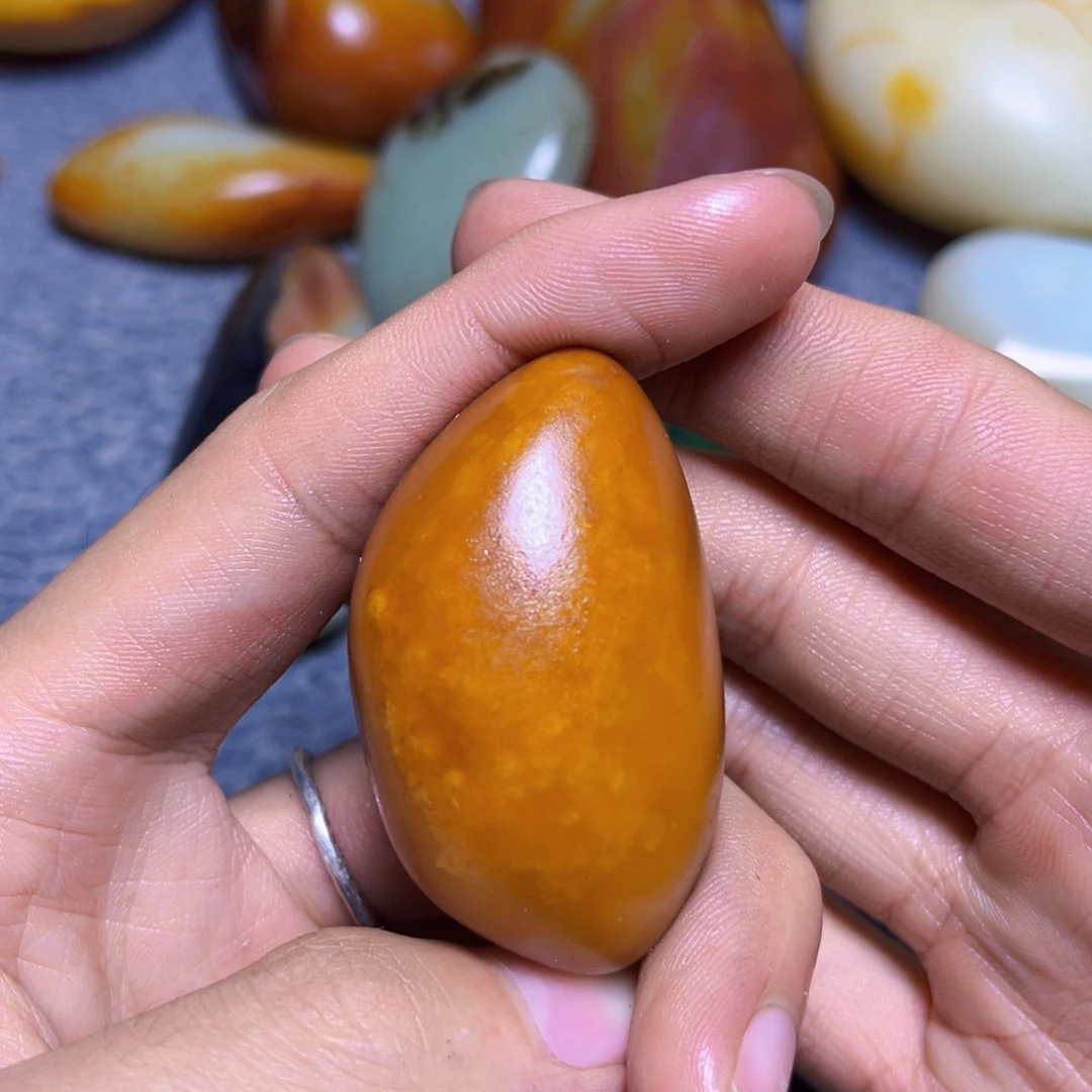 未镶嵌和田玉珠宝奇石
