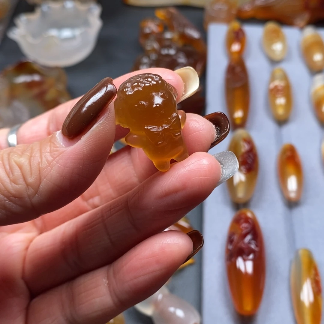 玛瑙/玉髓未镶嵌颈饰