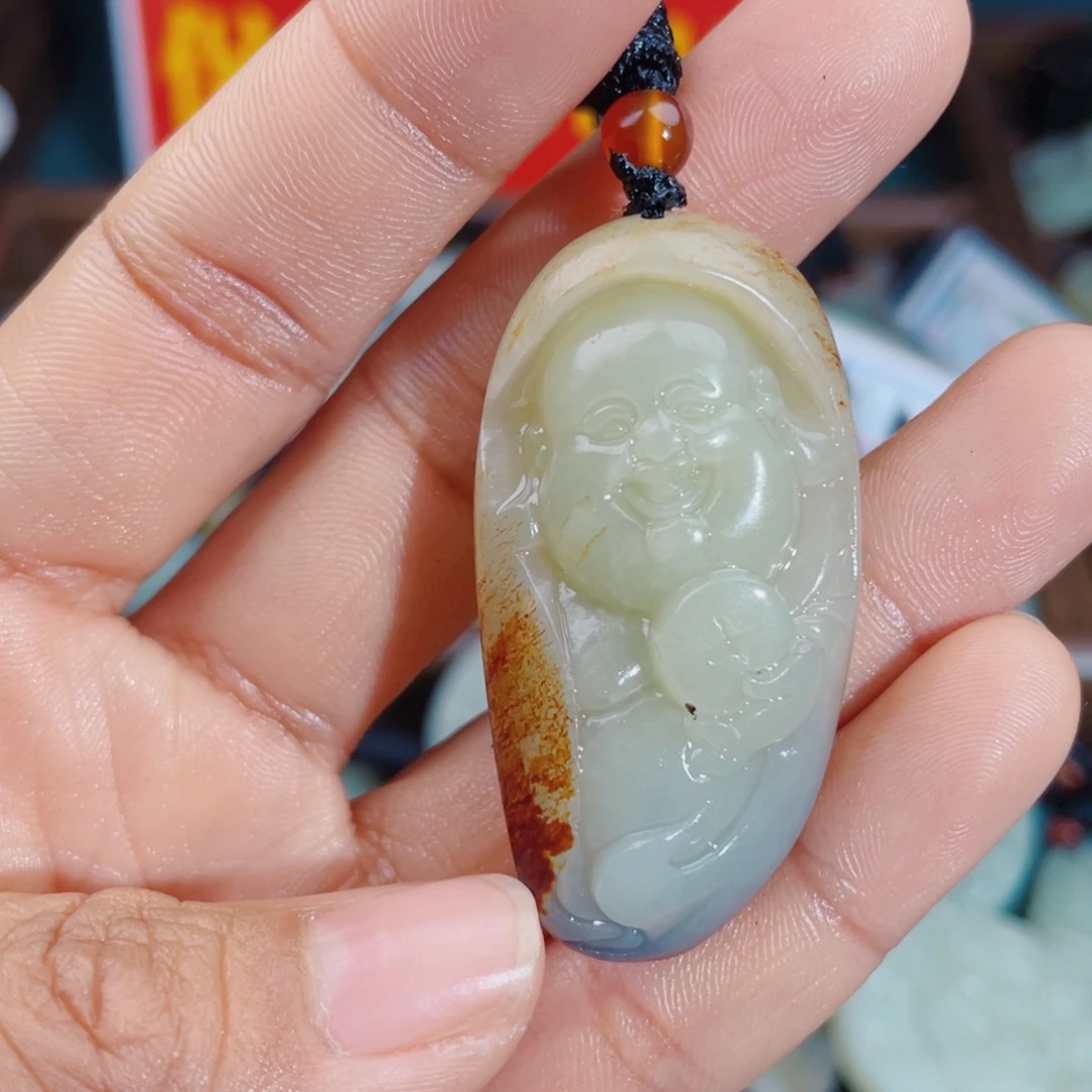 沉***默和田玉未镶嵌颈饰