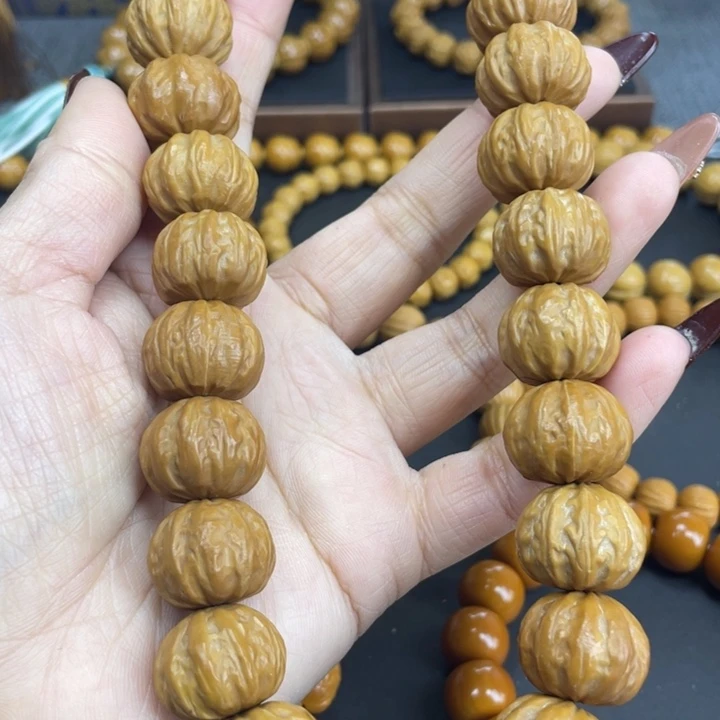 知***仔猴头核桃吊坠精品