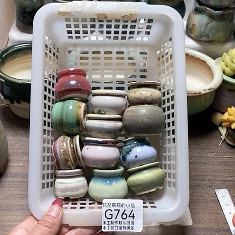 紫砂花盆764微瑕品口径2到3左右