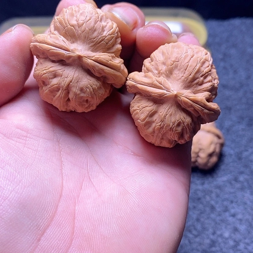 【闪购商品】吊坠文玩核桃42元宝