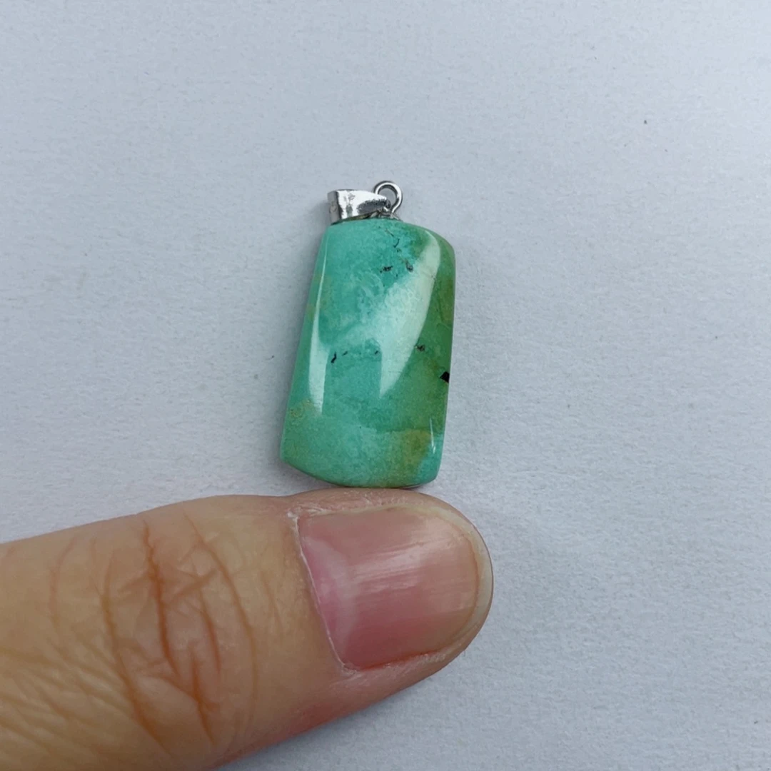 绿松石颈饰未镶嵌