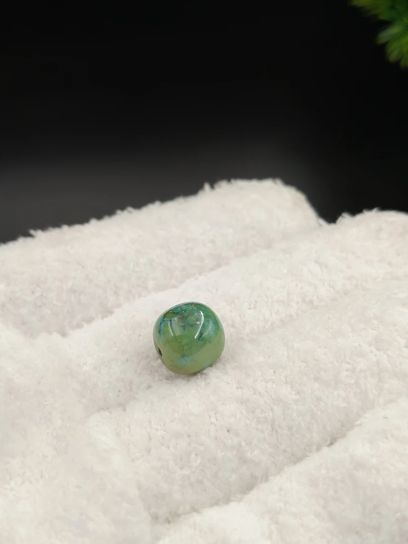 原矿绿松配珠老型珠桶珠多样性发货