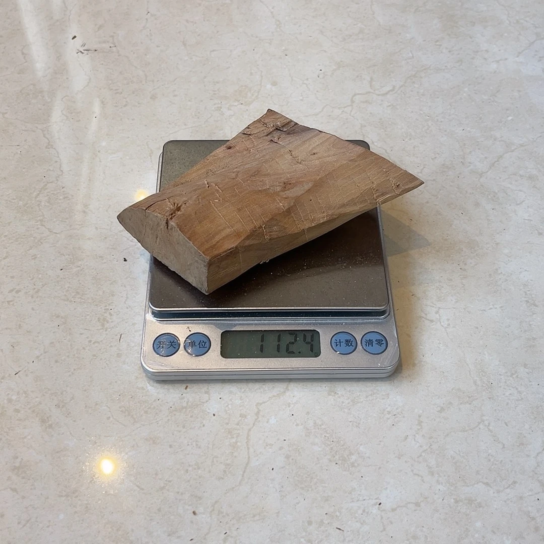 檀香木其他皮**丘老山檀香枯枝