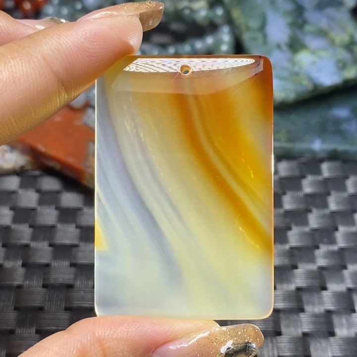 【闪购商品】玛瑙/玉髓颈饰未镶嵌心***^