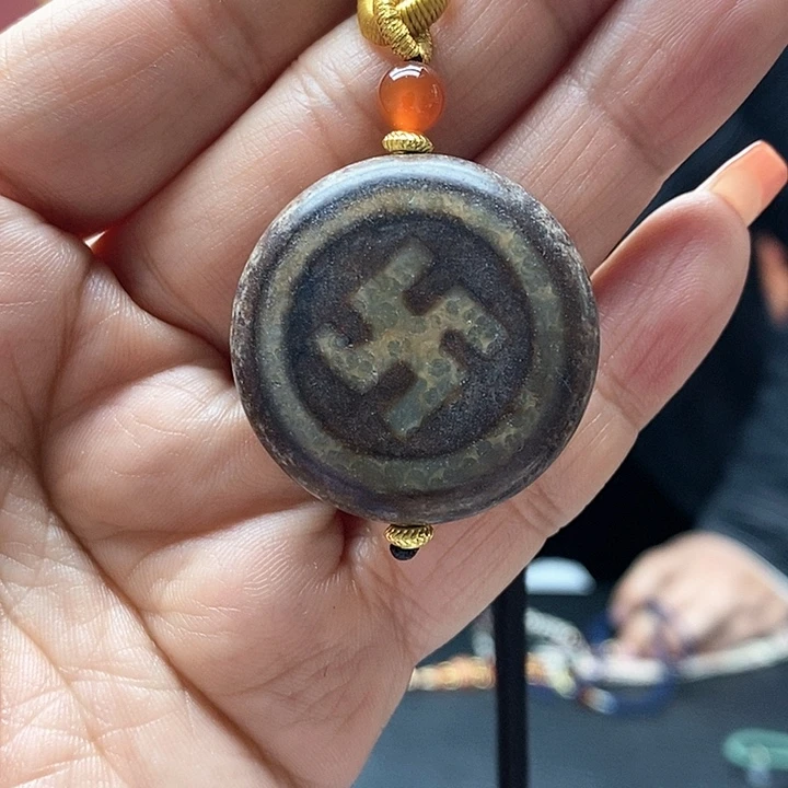 玛瑙/玉髓颈饰合金