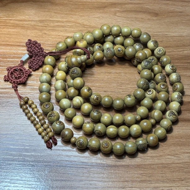 25阿根廷绿檀1.2×108手持雕刻