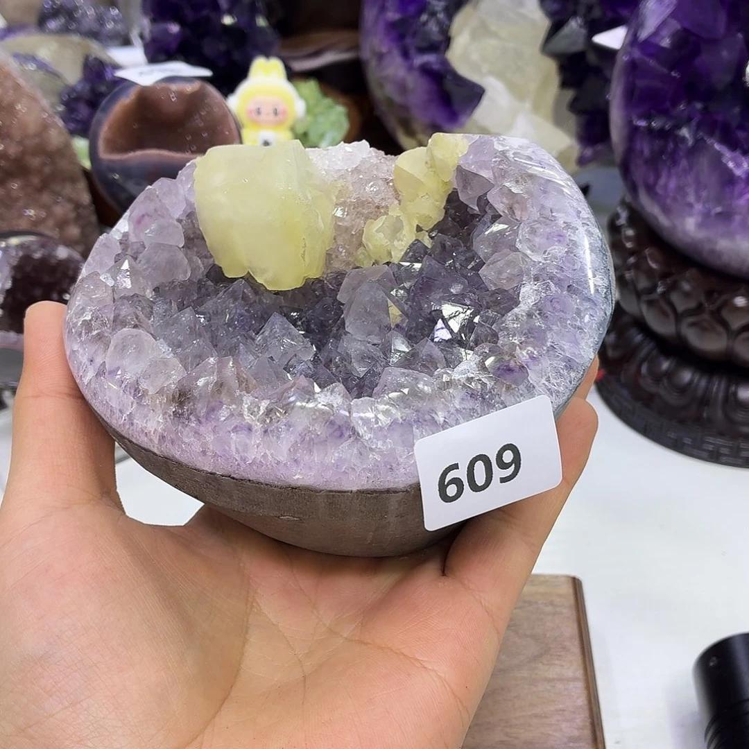 未镶嵌大型摆件（非配饰）水晶