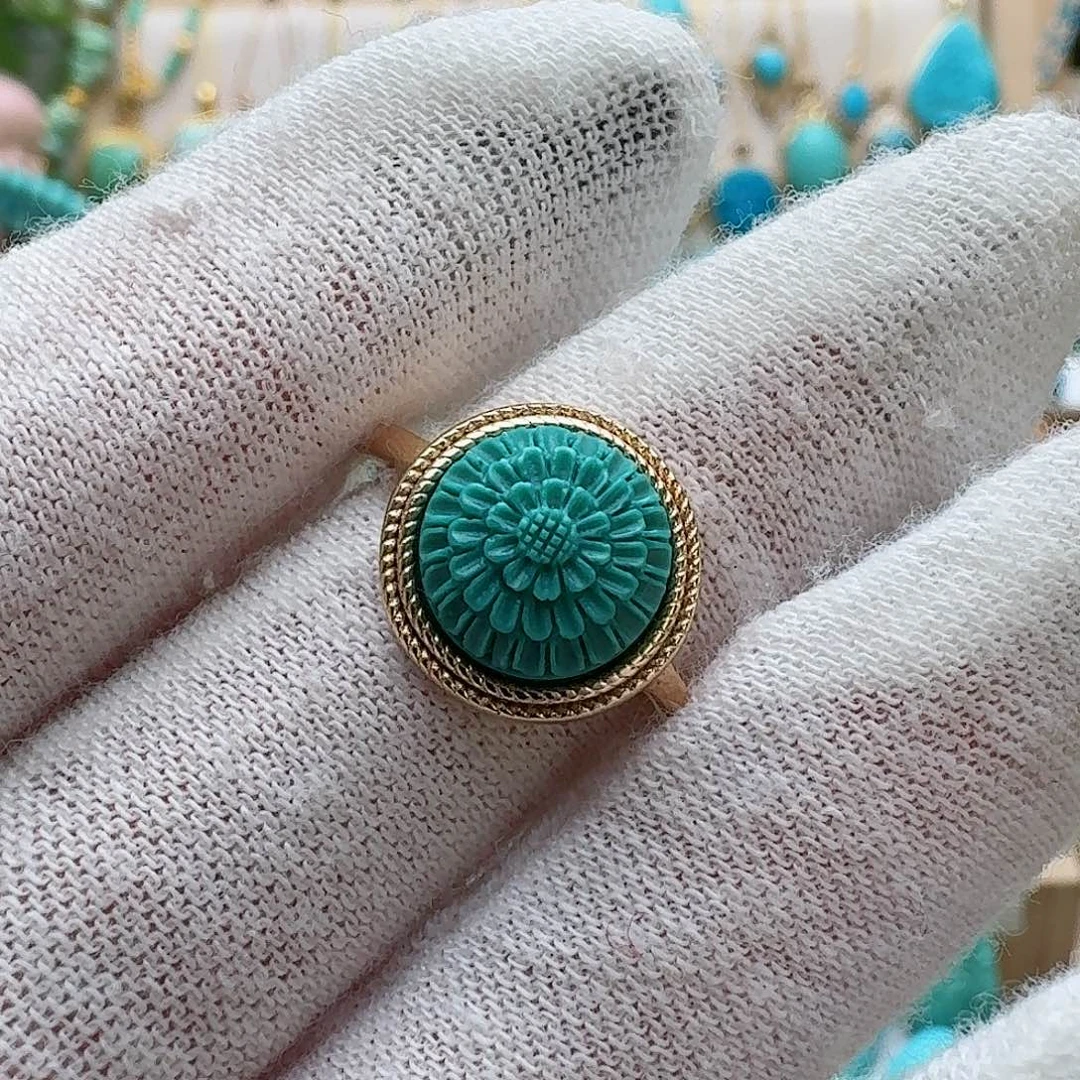 绿松石配饰未镶嵌