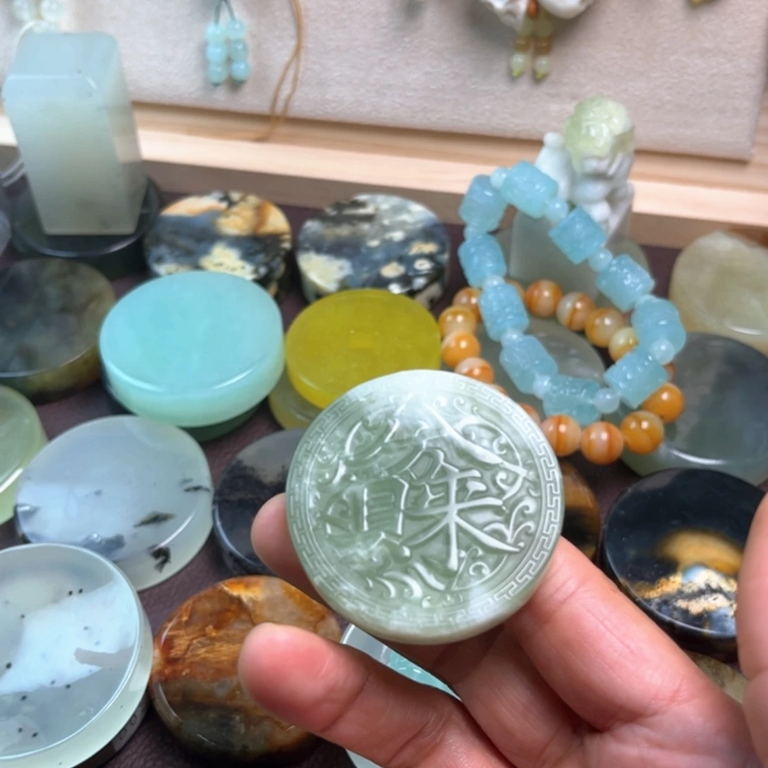 蛇纹石玉未镶嵌岫玉