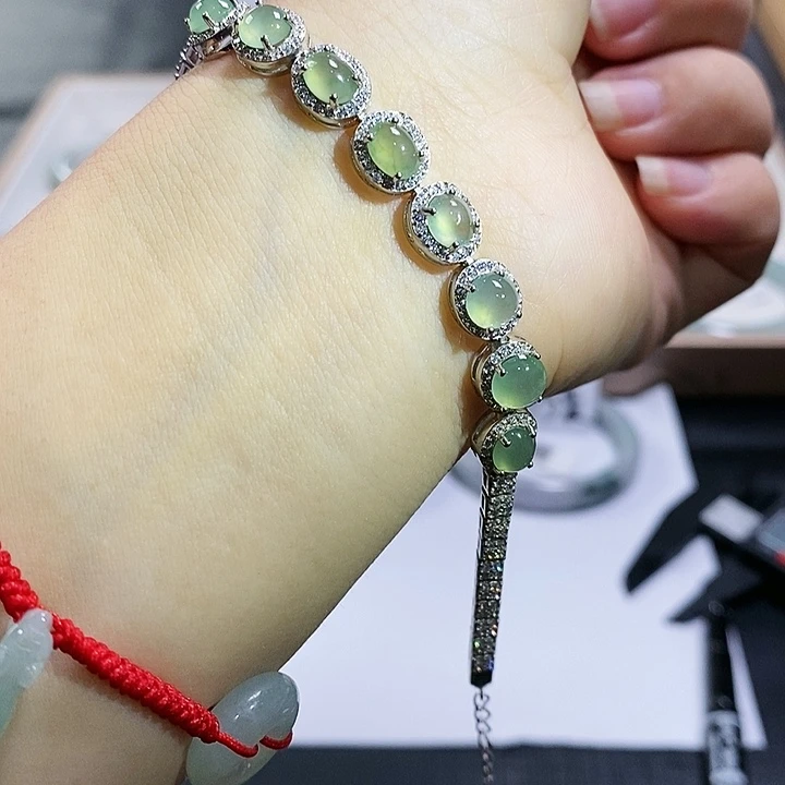 【闪购商品】未镶嵌手镯翡翠