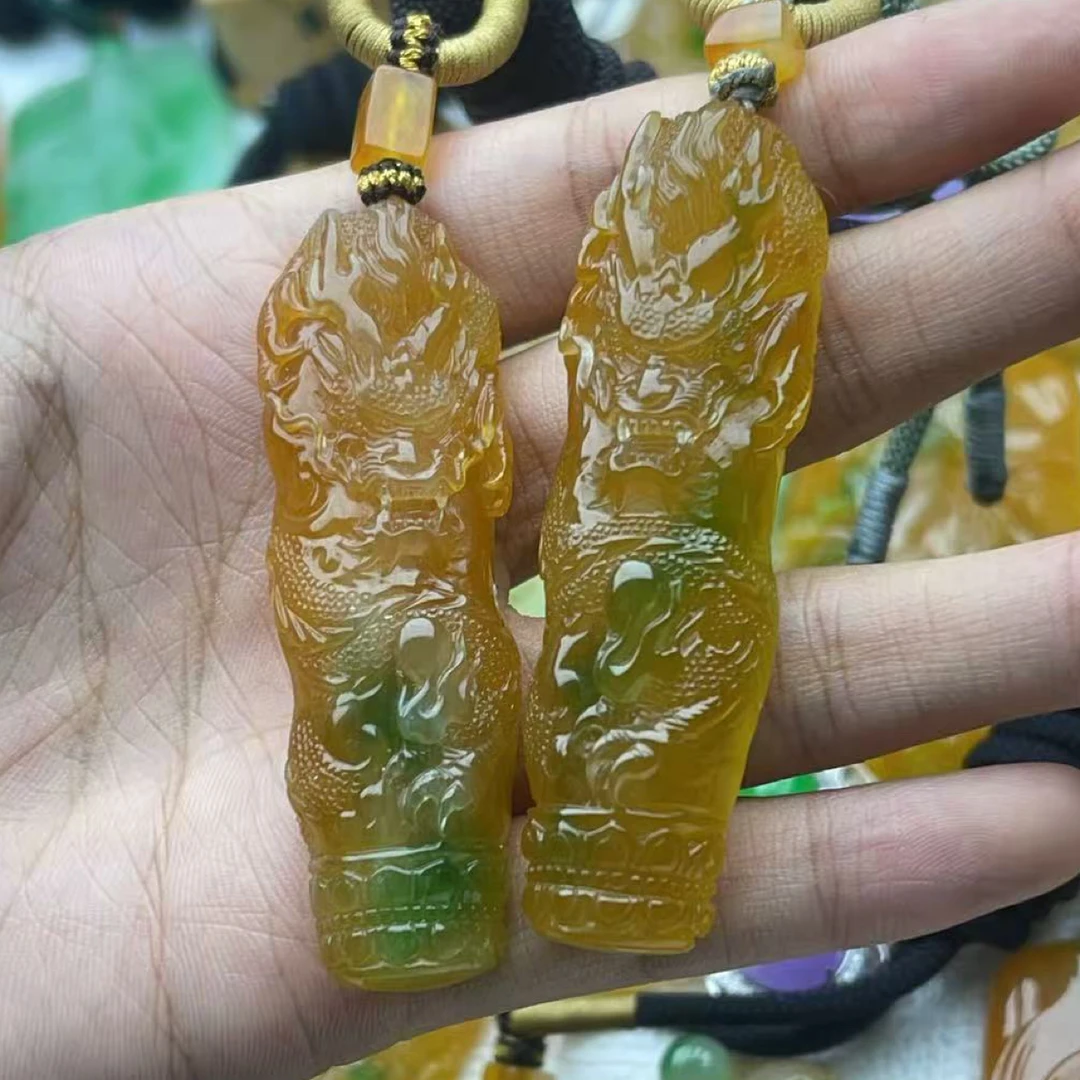 精工雕刻龙柱打包