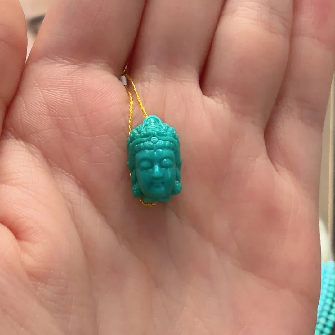 绿松石未镶嵌颈饰