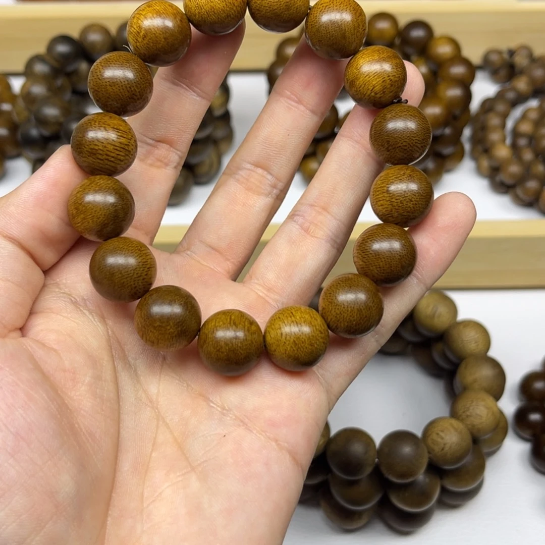 啊***哈沉香手串越南芽庄黄棋楠1.4