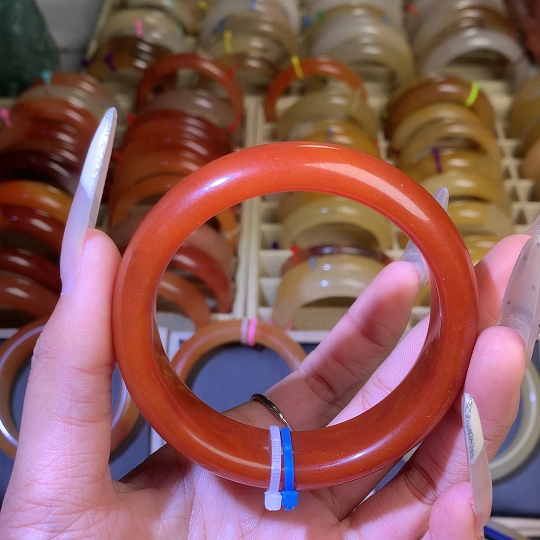 石英质玉（黄龙玉）未镶嵌手镯