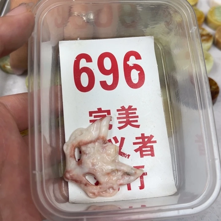 蛇纹石玉足银镀金镶嵌颈饰