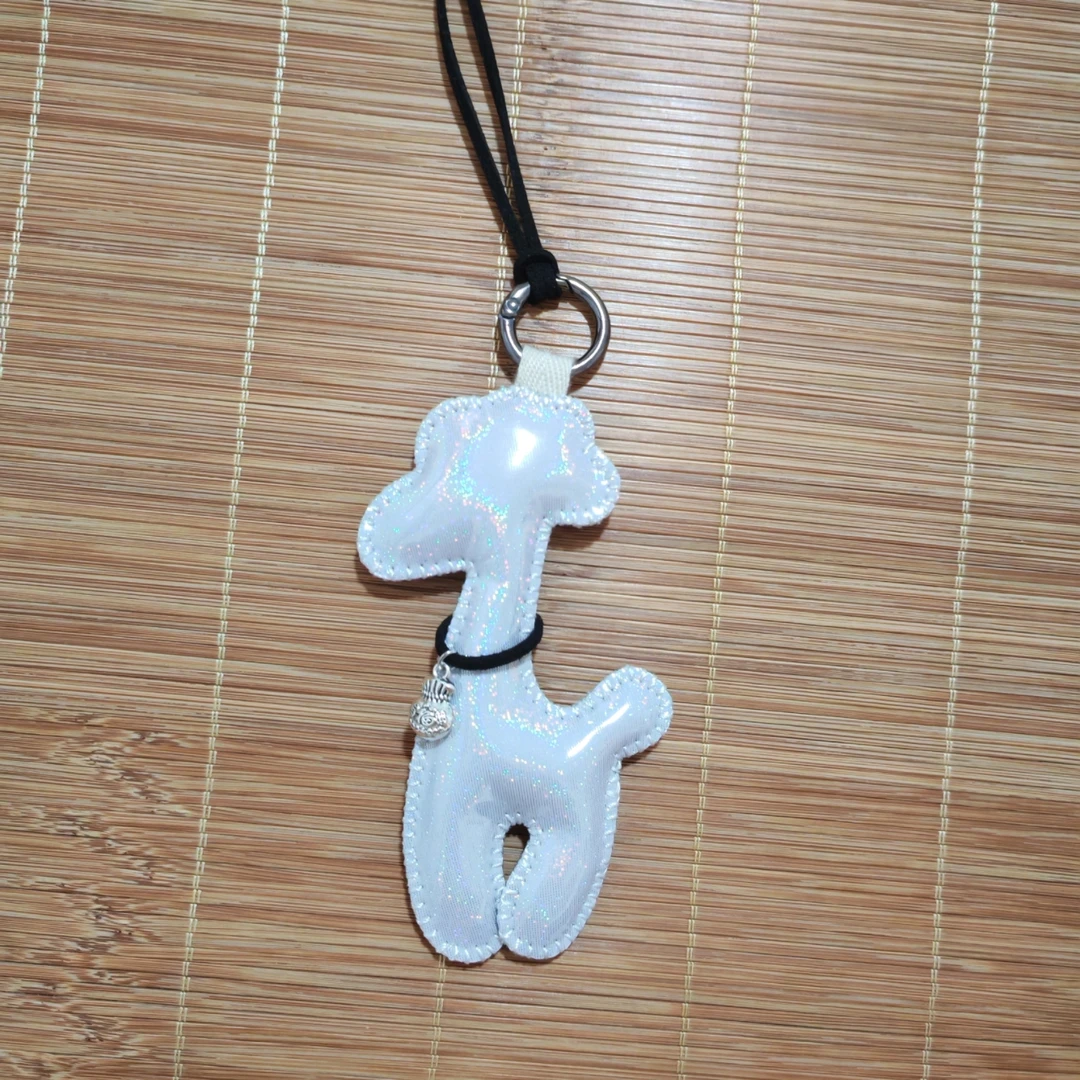 生财有路一鹿平安长颈鹿包挂件原创设计汽车钥匙扣手工皮挂件卡通