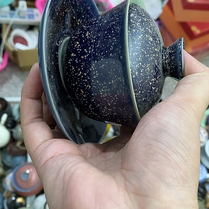 陶瓷艺术品及陶瓷壶壶