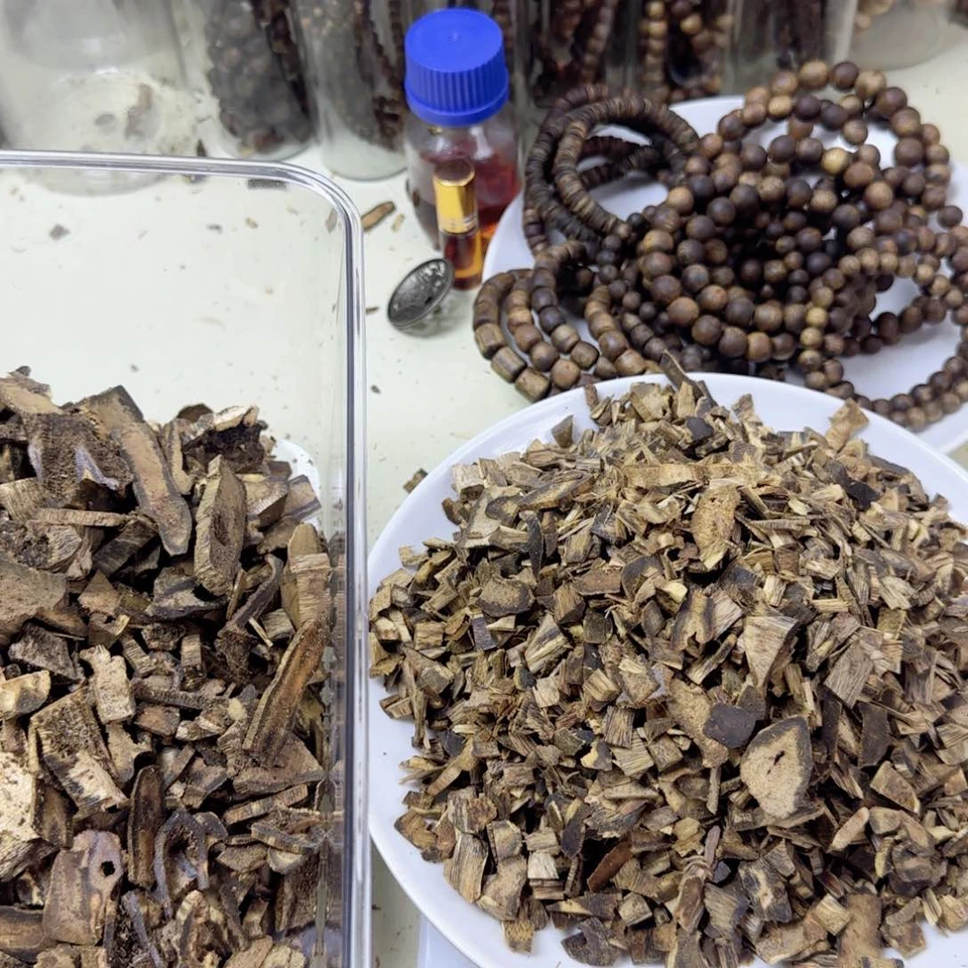 沉香碎屑沉香奇楠沉香碎