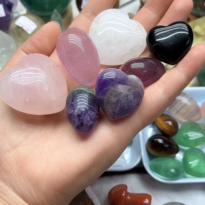 190克爱心 蛋7个未镶嵌水晶我****?