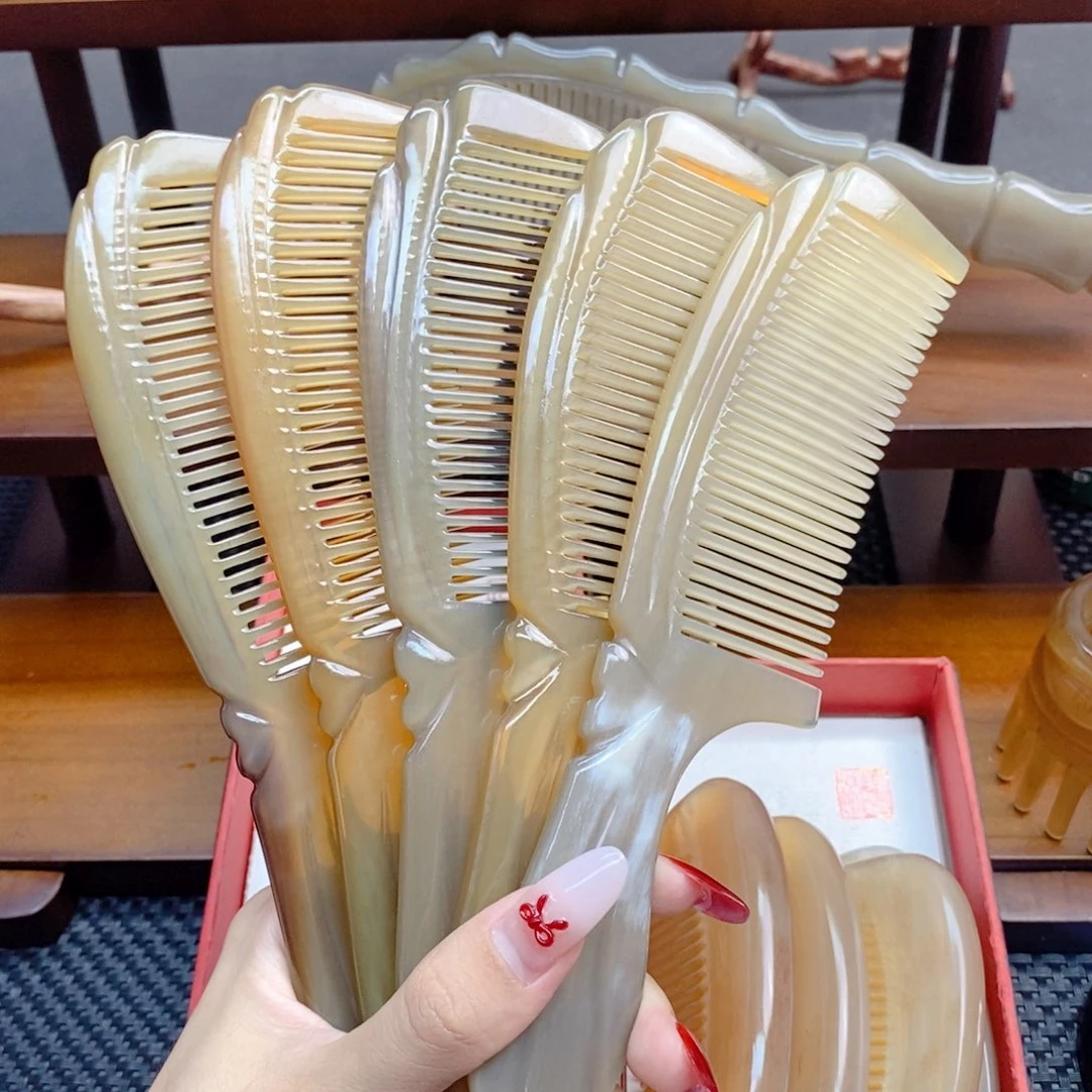 纯手工制作纯牛角梳子