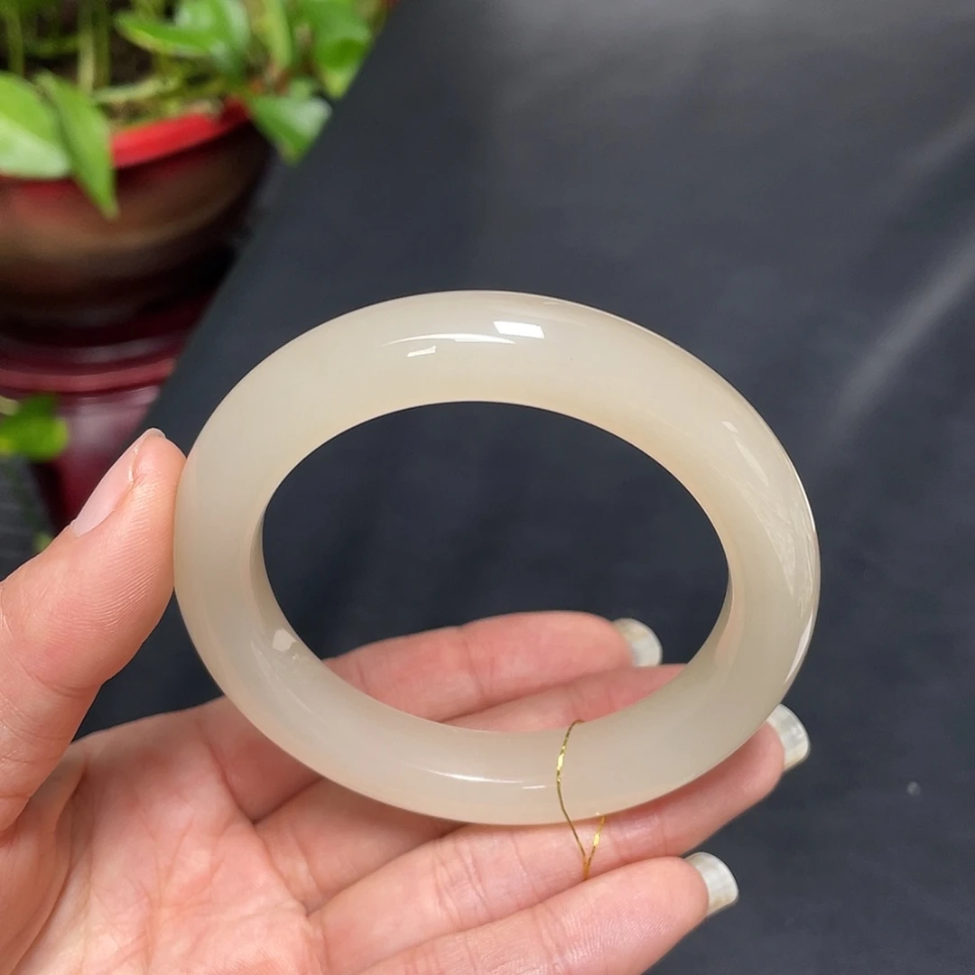 和田玉未镶嵌手镯-冰胶藕粉