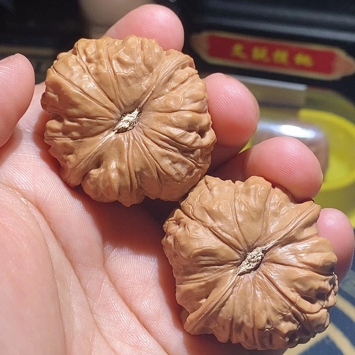 【闪购商品】文玩核桃吊坠南瓜墩