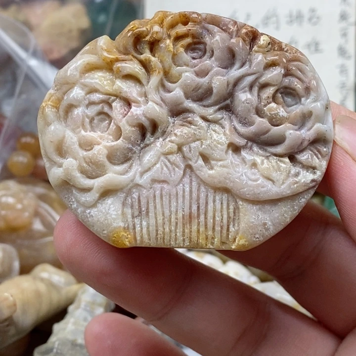 硅化珊瑚（珊瑚玉）未镶嵌颈饰